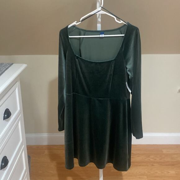 Old Navy Fit & Flare dark green Velvet Mini Dress - Picture 6 of 9
